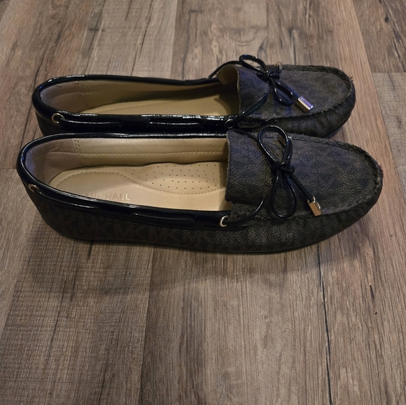 Michael Michael Kors Sutton Moc PVC Almond Toe, Brown/Black, Size 8 - Picture 2 of 6